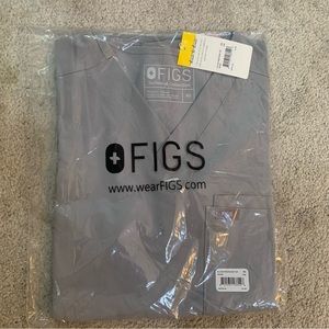 FIGS Leon Two Pocket Technical Collection Scrub Top XS
